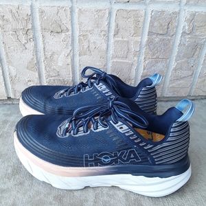 Hoka Bondi 6 running shoes 😀😀😀Size 7.5
